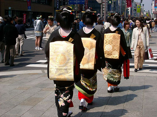 Geisha
Trio