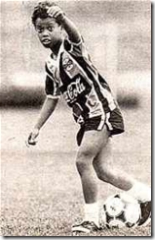 From
http://www.v-brazil.com/culture/sports/football/player/ronaldinho-kid.jpg